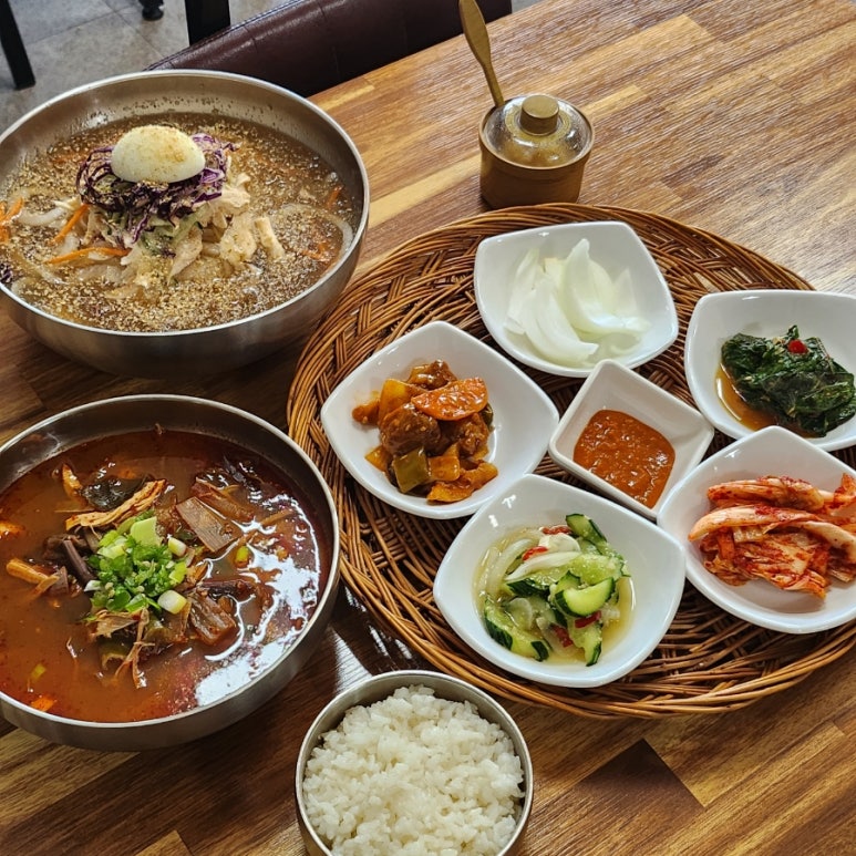 연일소문난닭개장 이미지