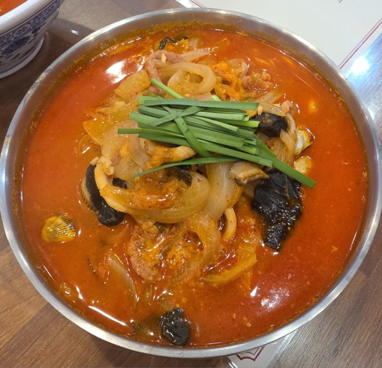 류짬뽕 이미지