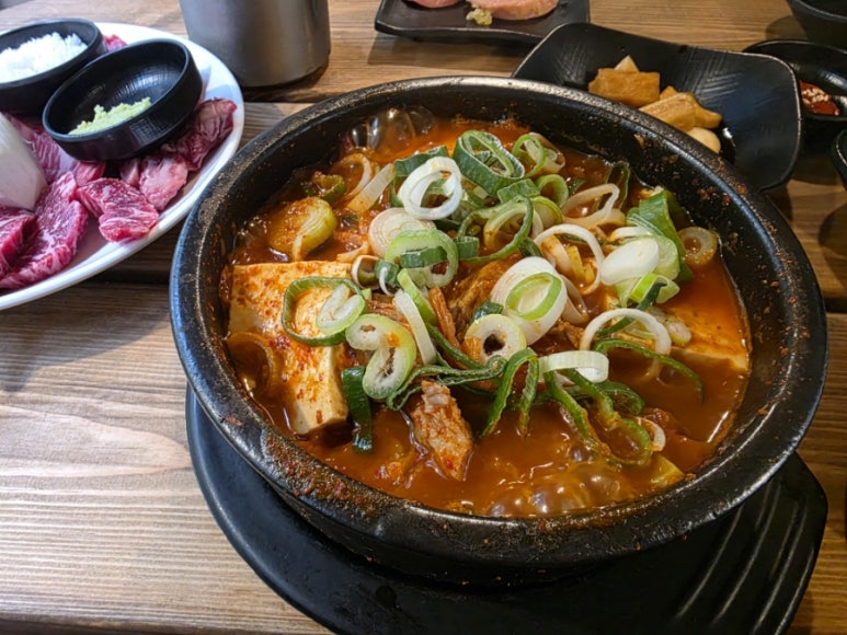 강변산들 이미지