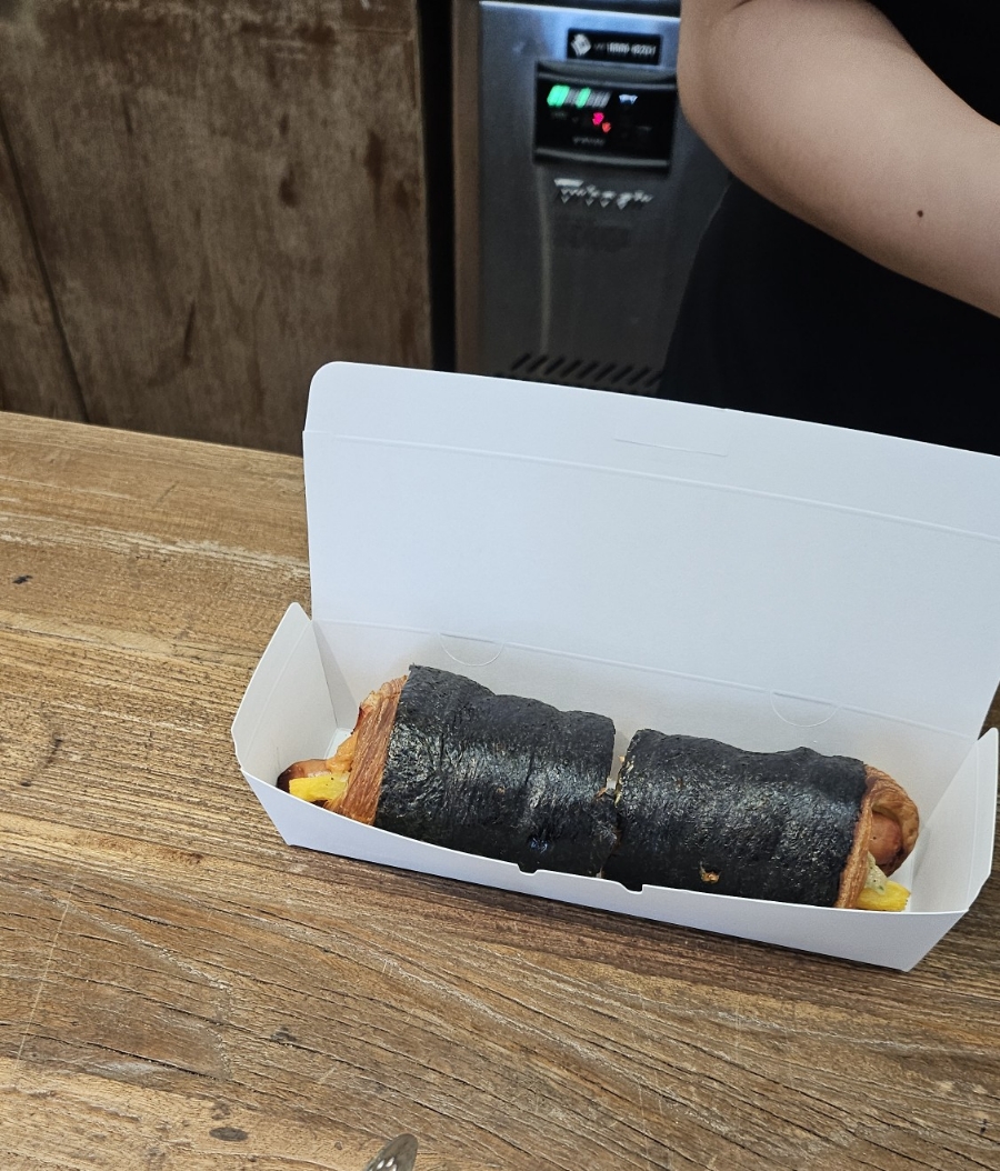 마카모예브레드바 이미지