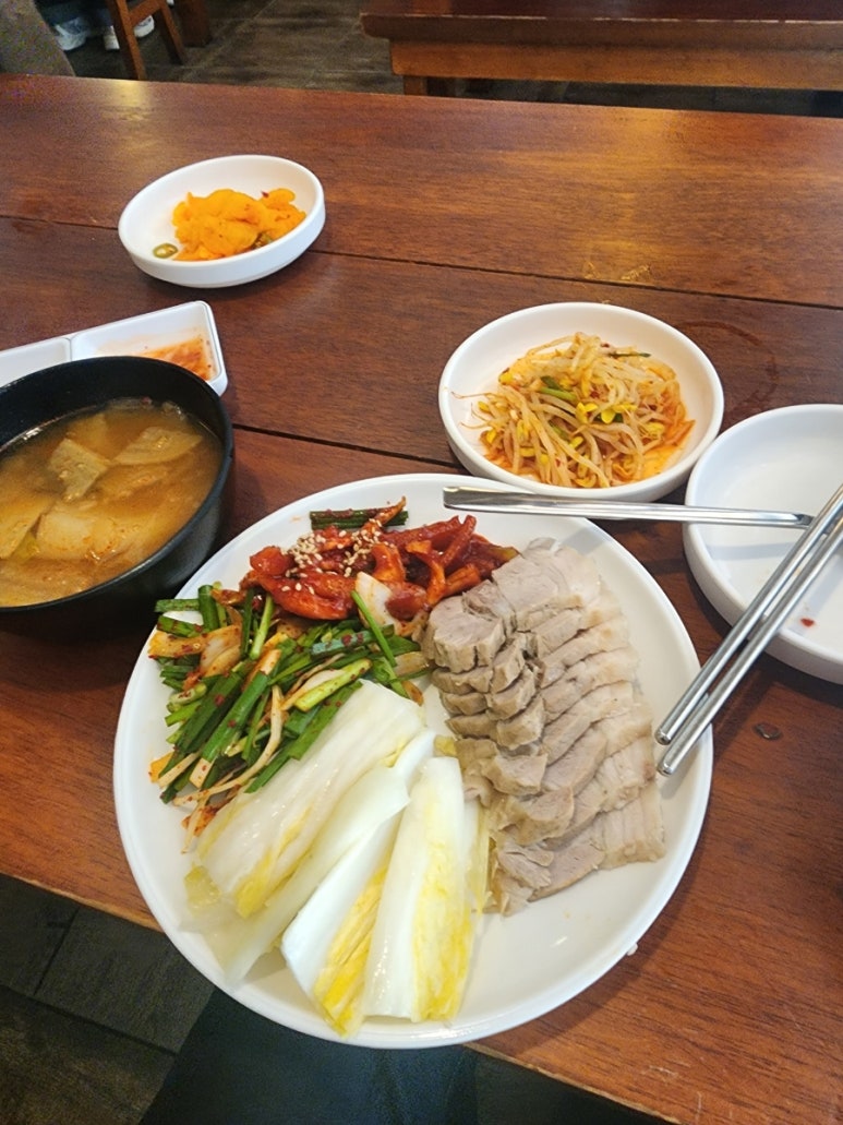 무아국수보쌈 이미지