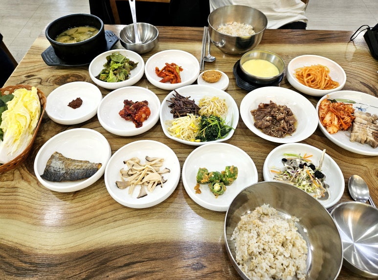 동명흑염소 이미지
