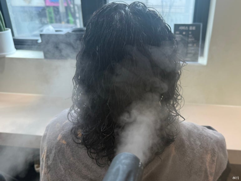 손끗헤어 이미지