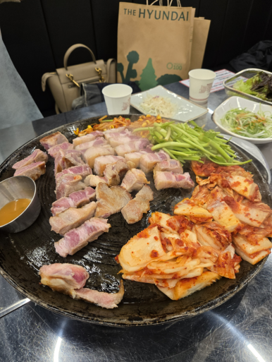 할매솥뚜껑삼겹살 부천점 이미지