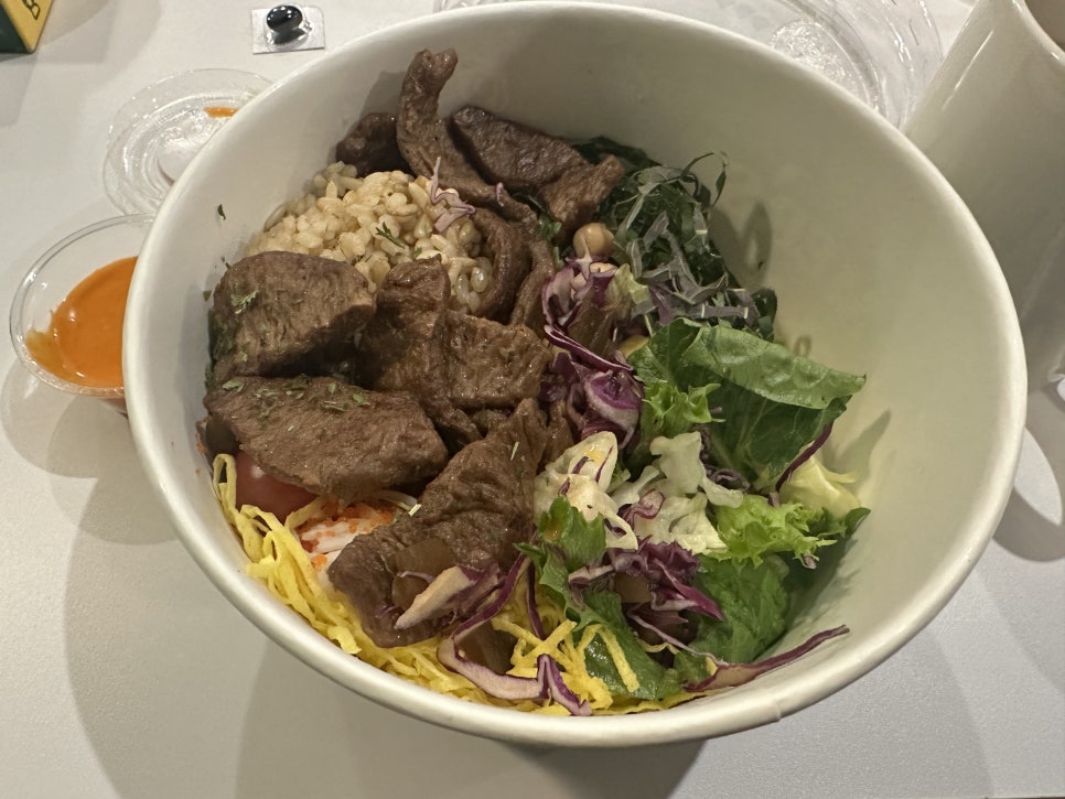 샐리즈로우 이미지