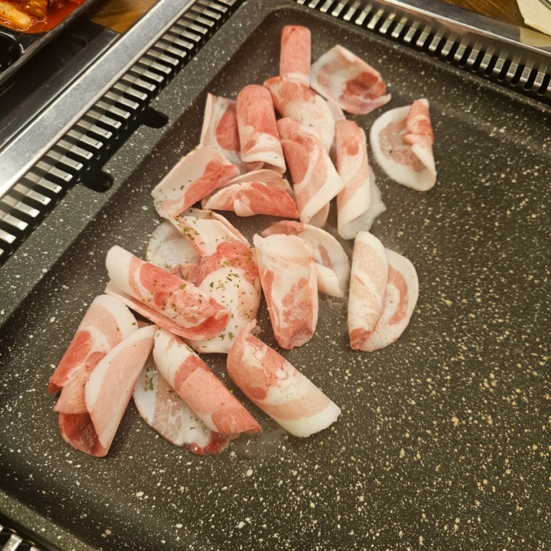 대패생각 마산중앙점 이미지