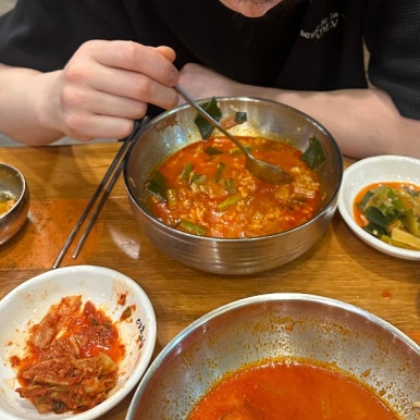 이화수전통육개장 신대점 이미지
