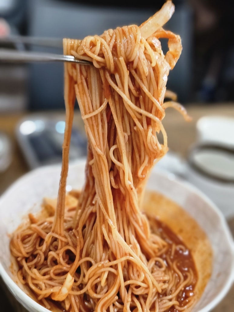 감치래비빔국수 이미지