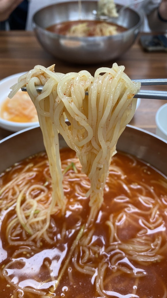 원산밀면 이미지