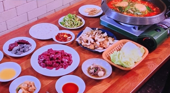 향촌동생고기육회 이미지