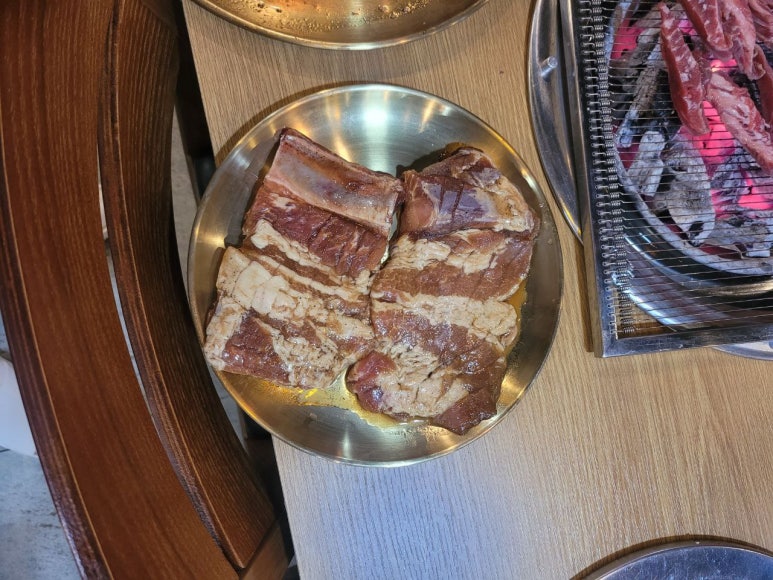 육부장갈비 이미지