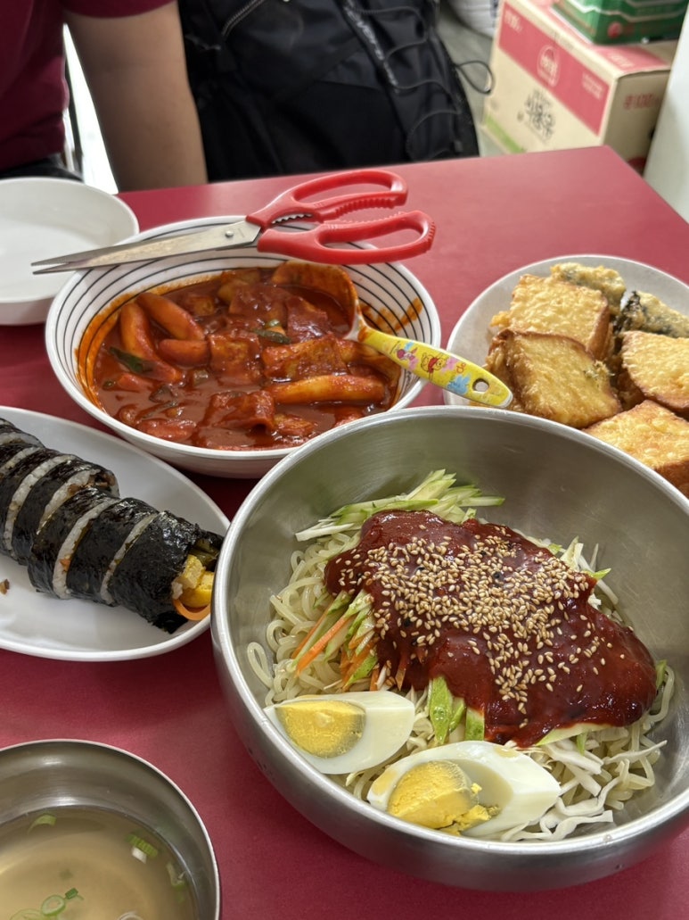 엄마사랑분식 이미지