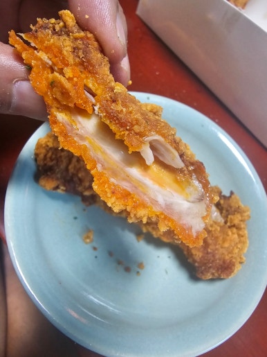 맥주를구한피자 구서점 이미지