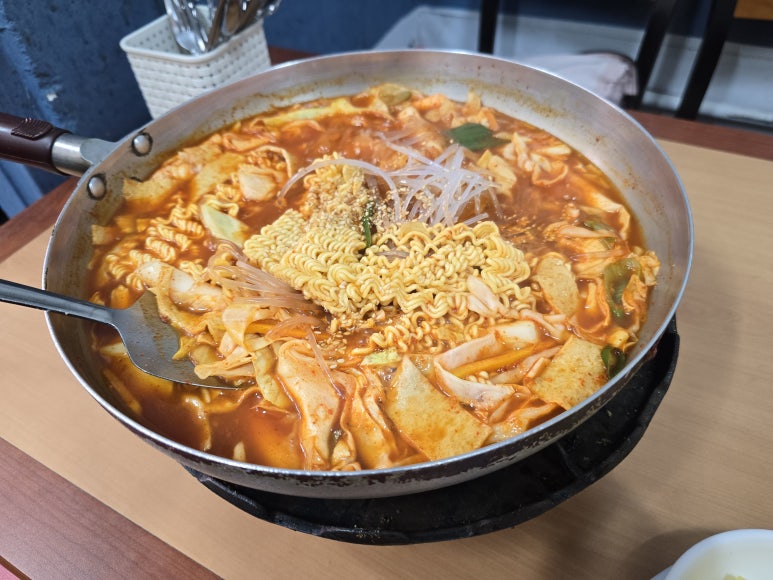 멕스칸떡볶이 이미지