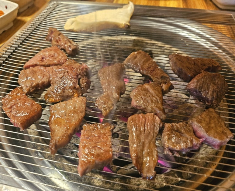 명산한우식육식당 이미지