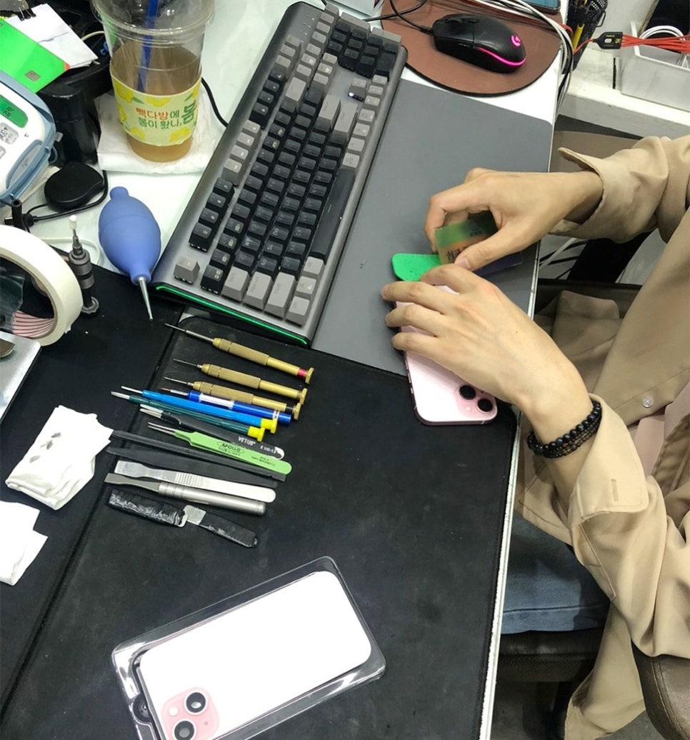 안산아이폰액정수리 이미지