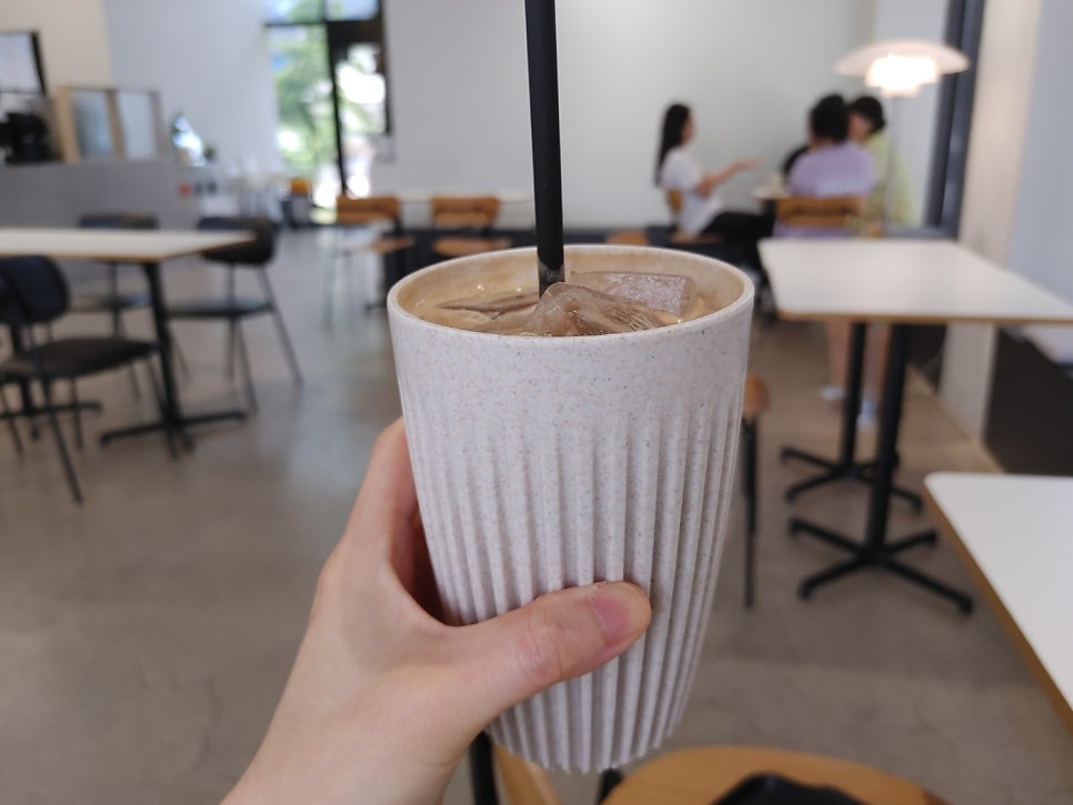 모우트커피 이미지