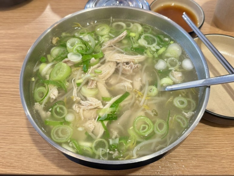 오늘은 어떤 닭 이미지