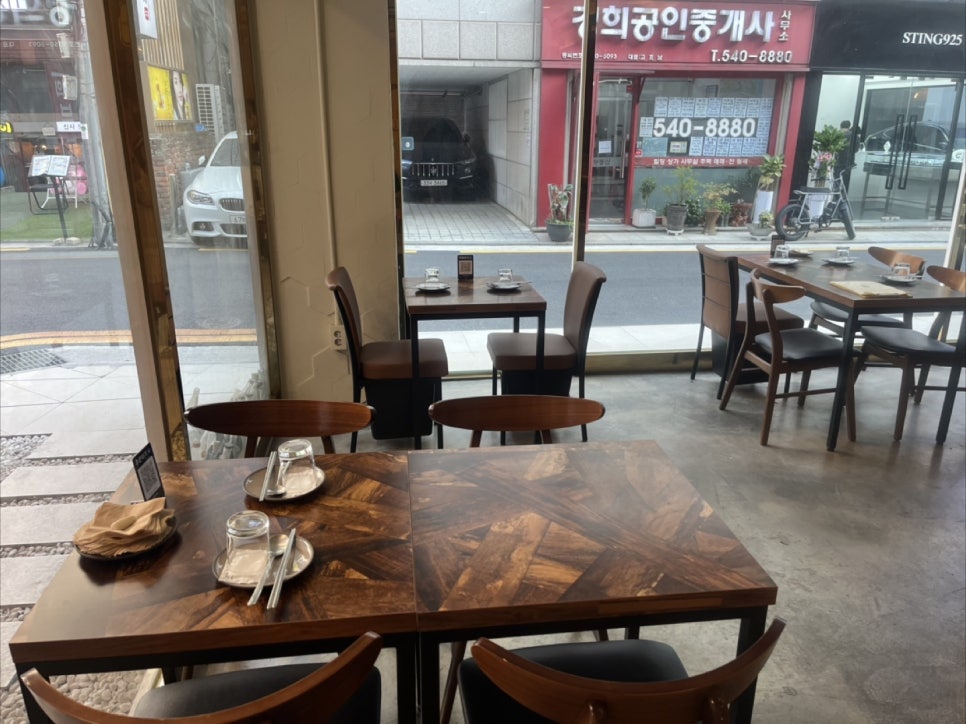 무국적신사 이미지