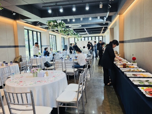 밸리애파티하우스 이미지