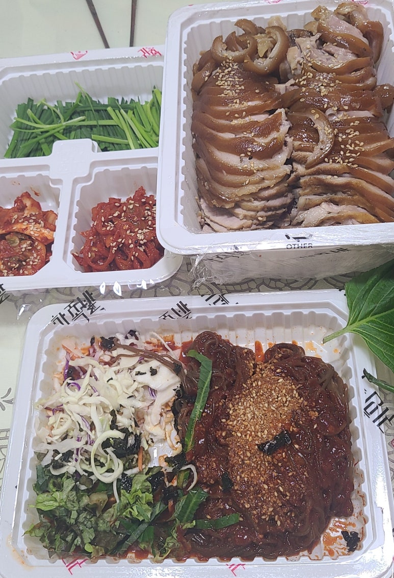 귀한족발 이미지