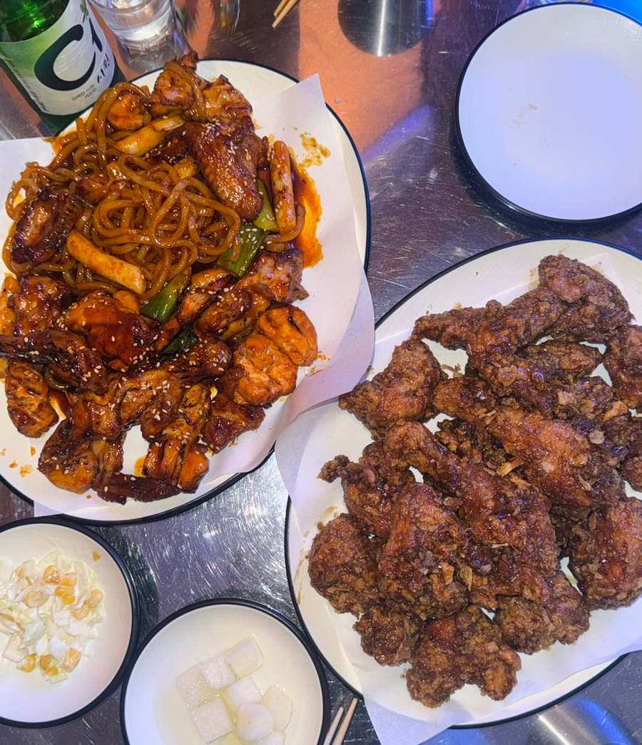 봉다리숯불두마리치킨 이미지