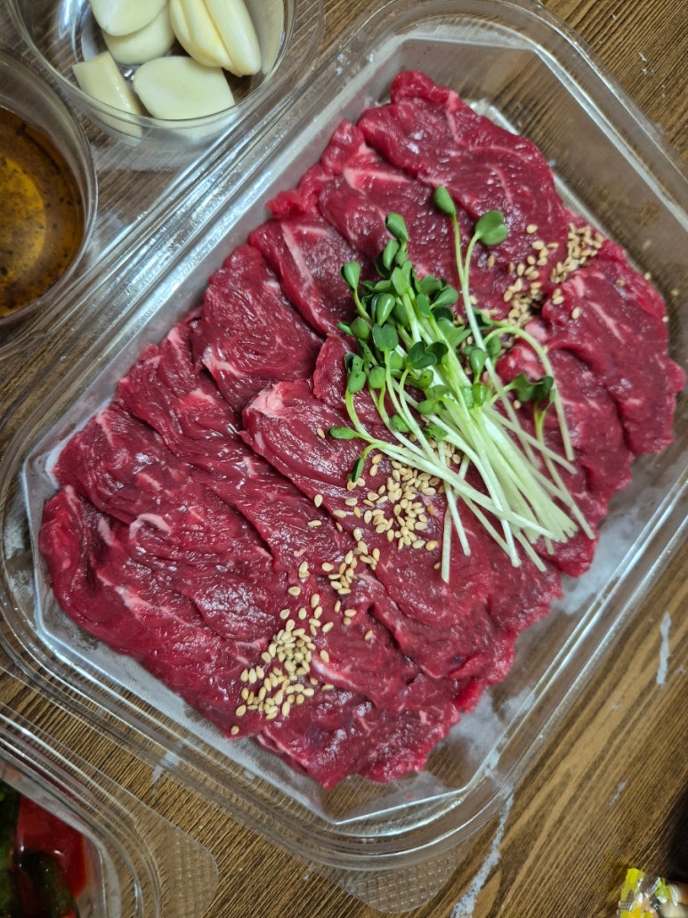 육회2990 신촌점 사진 6