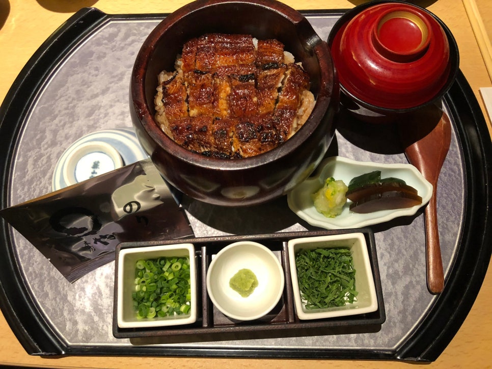 리덮밥 이미지