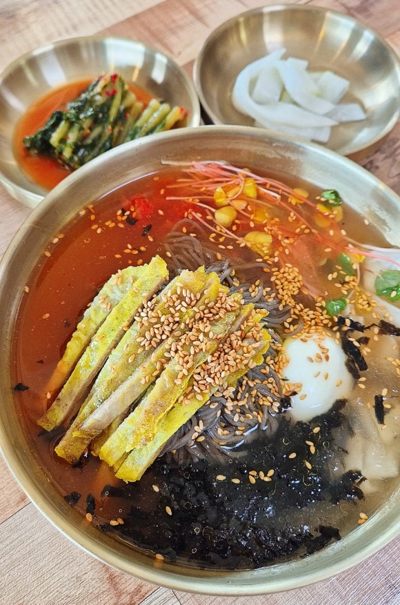 수수꽃달 이미지