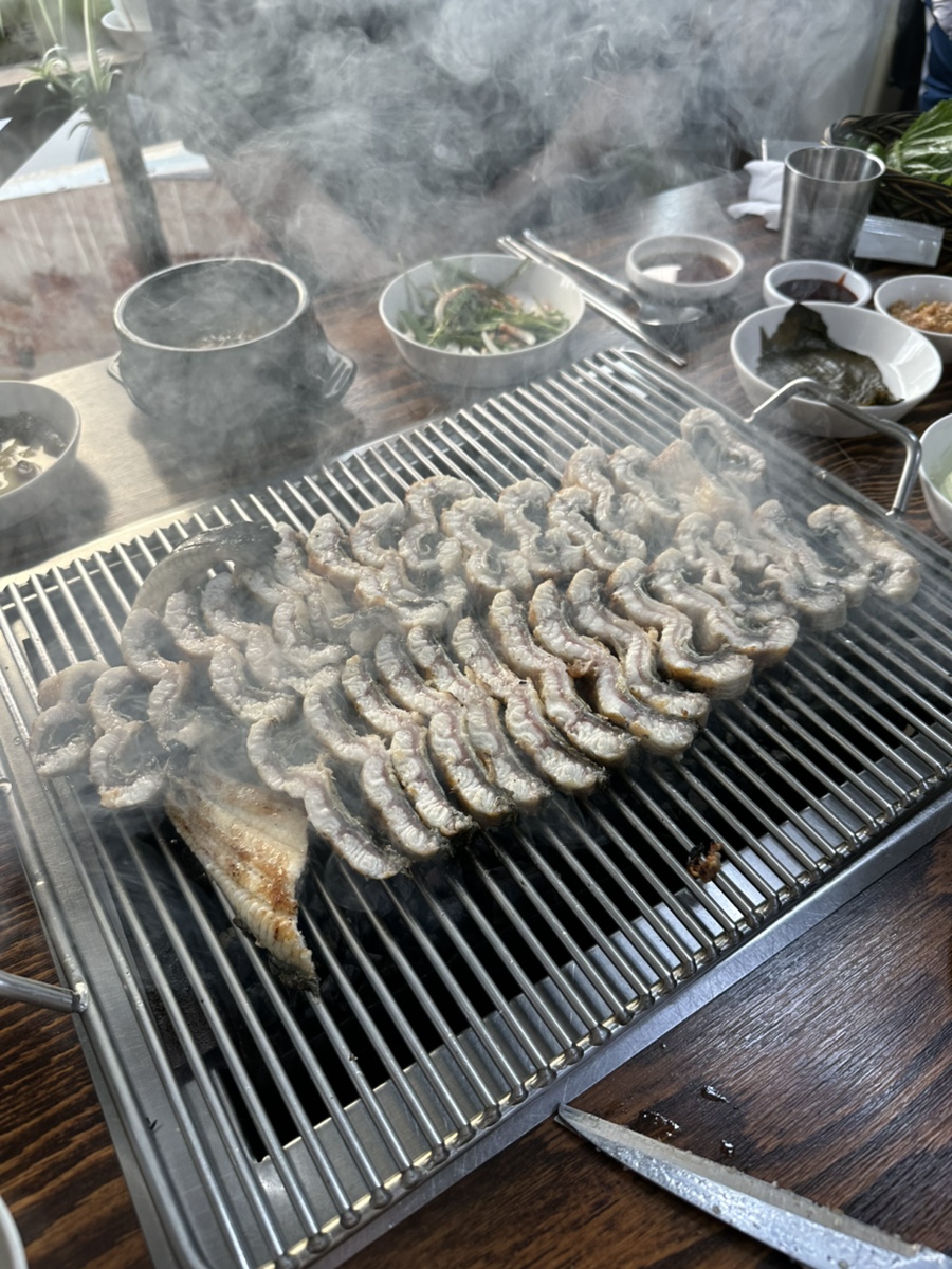 여자만힘쎈장어 이미지