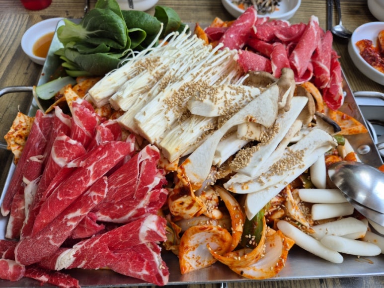 봉창칼국수 이미지