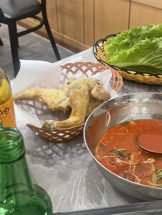 회를품은닭 이미지