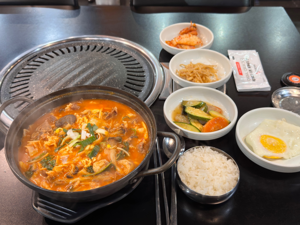 구로디지털역점돌배기집 이미지