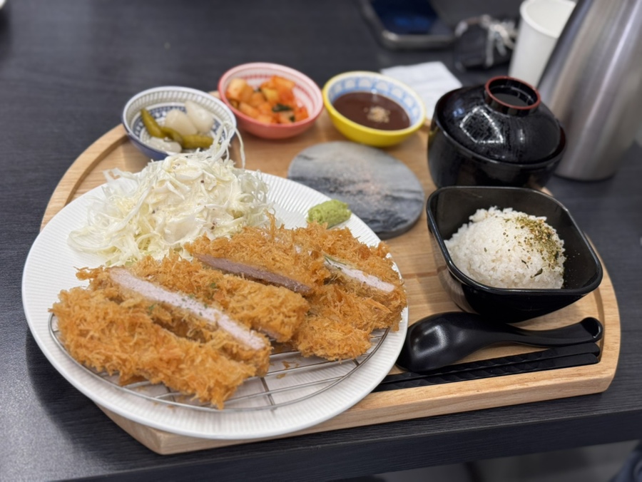 루카츠 이미지