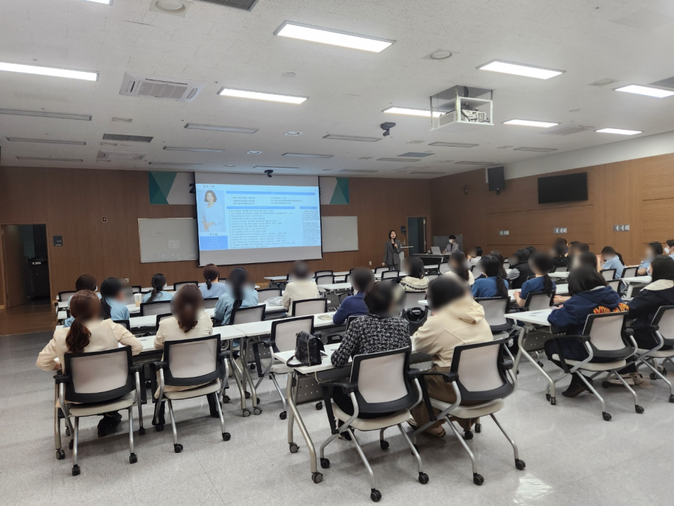 와이즈컴퍼니 이미지