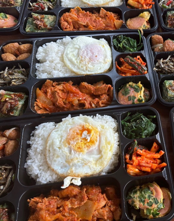 뚱이네식당 이미지