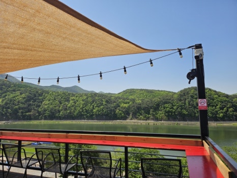 썸데이카페 이미지