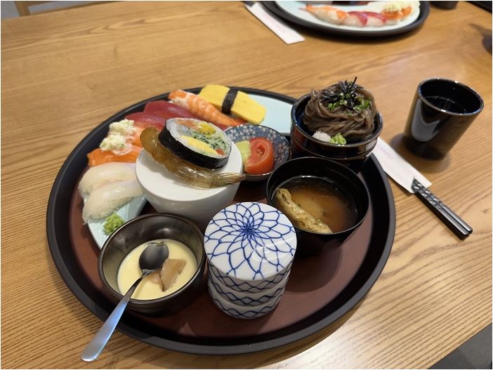 강남초밥 이미지