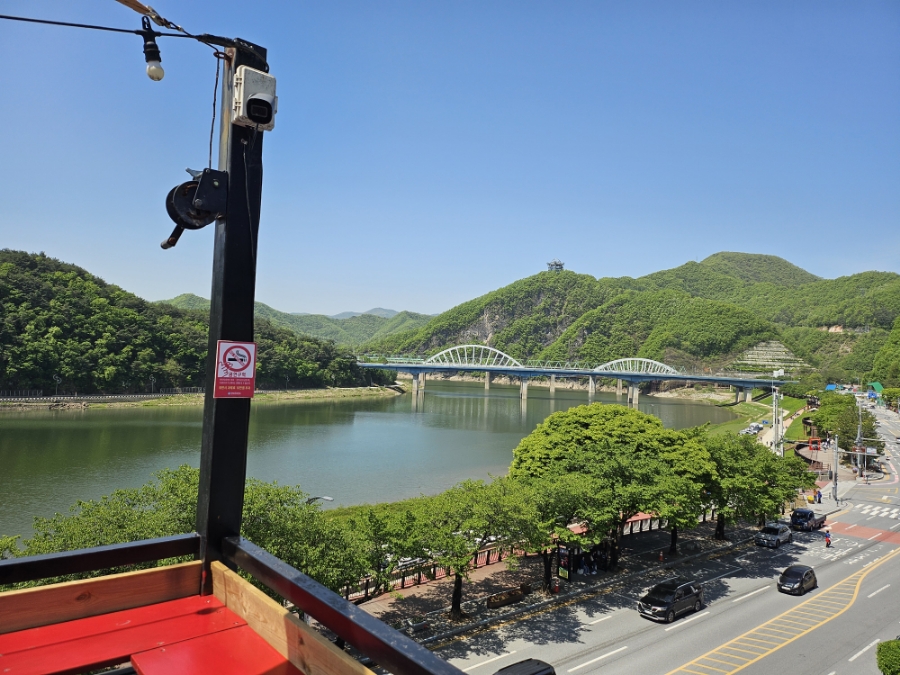 썸데이카페 이미지