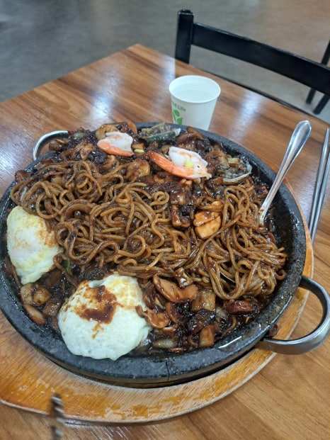 구석기돌짜장 이미지