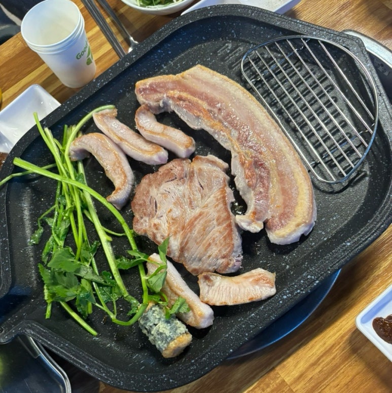 싱싱생고기삼겹살 이미지
