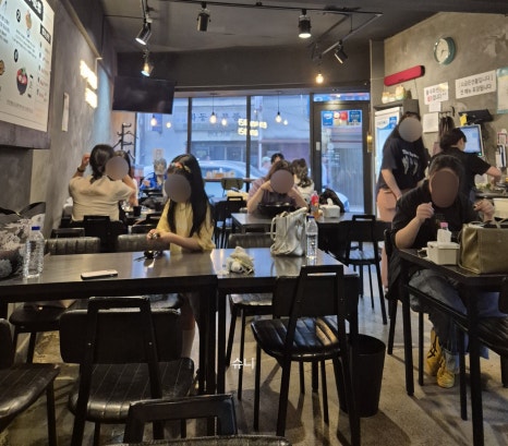 우웨이탕 이미지
