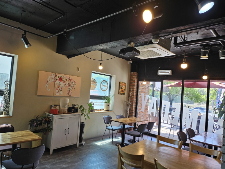 썸데이카페 이미지