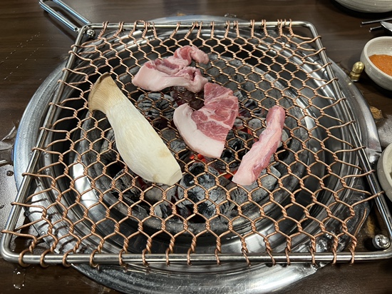 본가참숯뒷고기 이미지