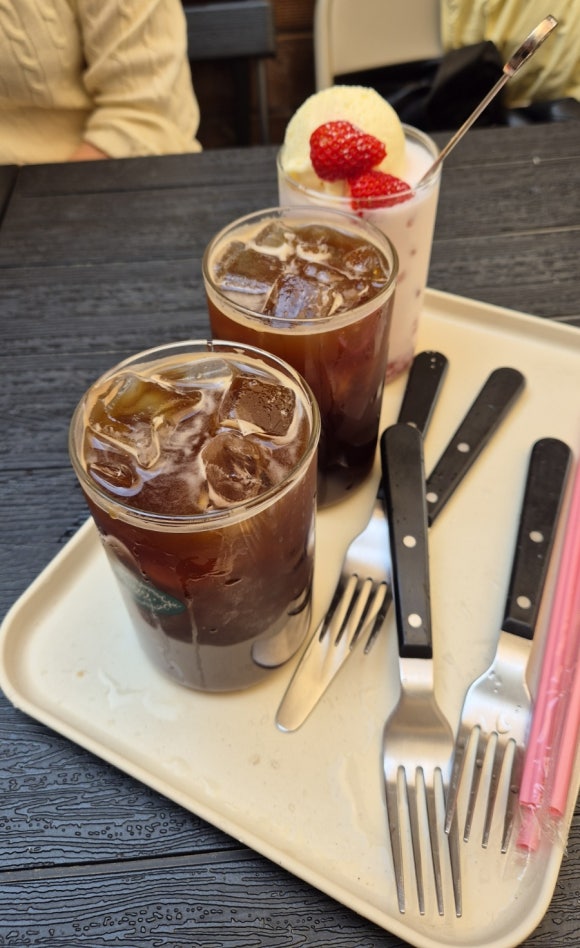 리포스토 이미지