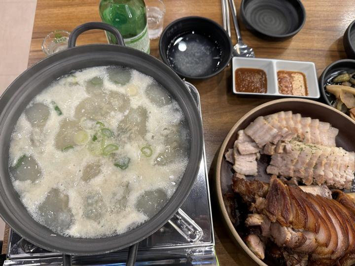 정성오향족발 이미지