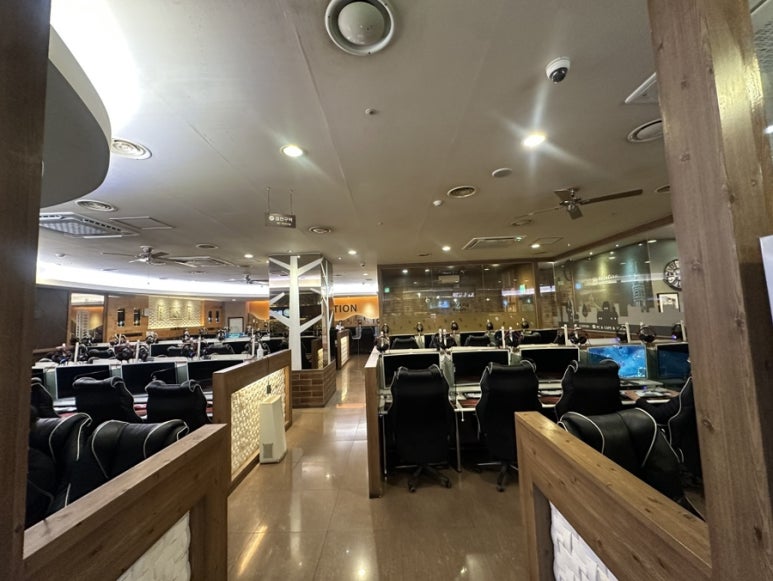 이스테이션PC방 이미지