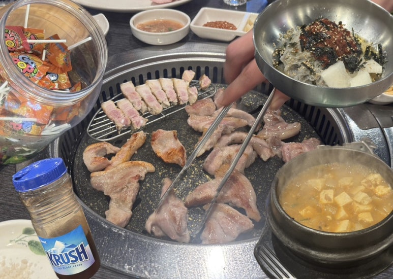 먹어봐뒷고기 이미지