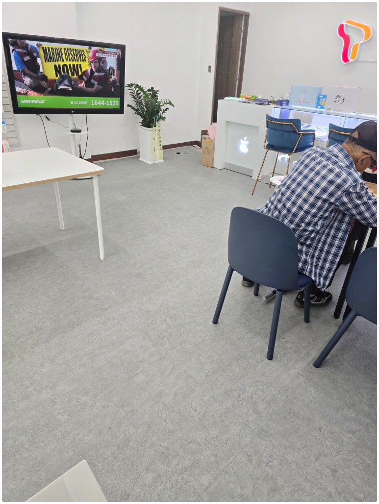 휴대폰갤럭시아울렛 이미지