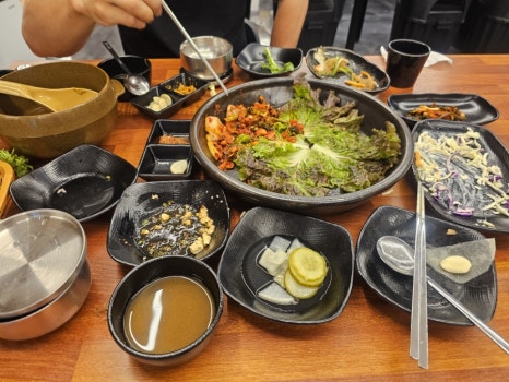 장독대항아리보쌈 이미지